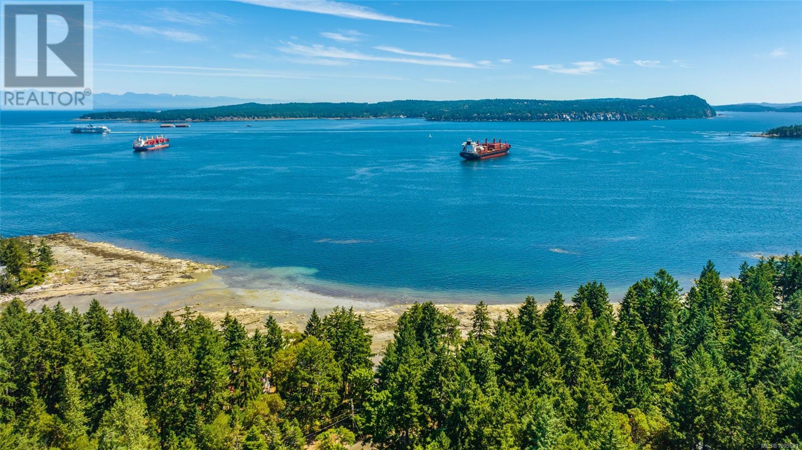 8 Pirate Pl, Protection Island