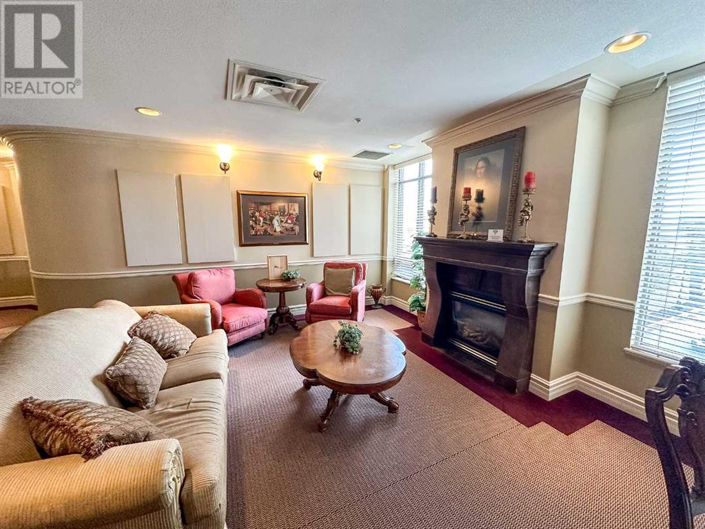 Single Family House for Sale in    Avenue NW Hounsfield Heights/Briar Hill Calgary 