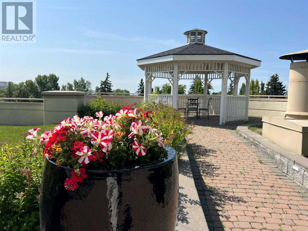 Single Family House for Sale in    Avenue NW Hounsfield Heights/Briar Hill Calgary 