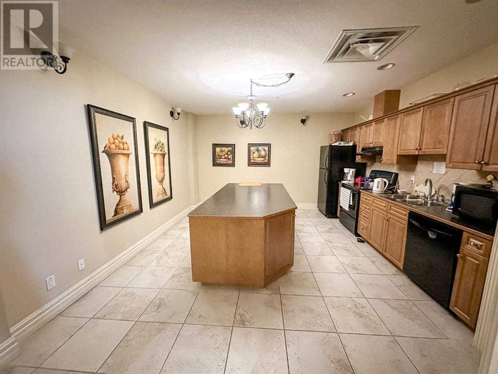 Single Family House for Sale in    Avenue NW Hounsfield Heights/Briar Hill Calgary 