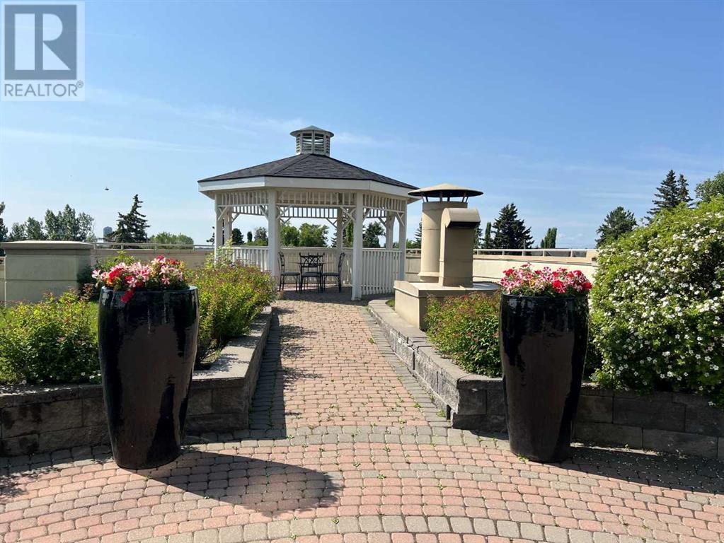 Single Family House for Sale in    Avenue NW Hounsfield Heights/Briar Hill Calgary 