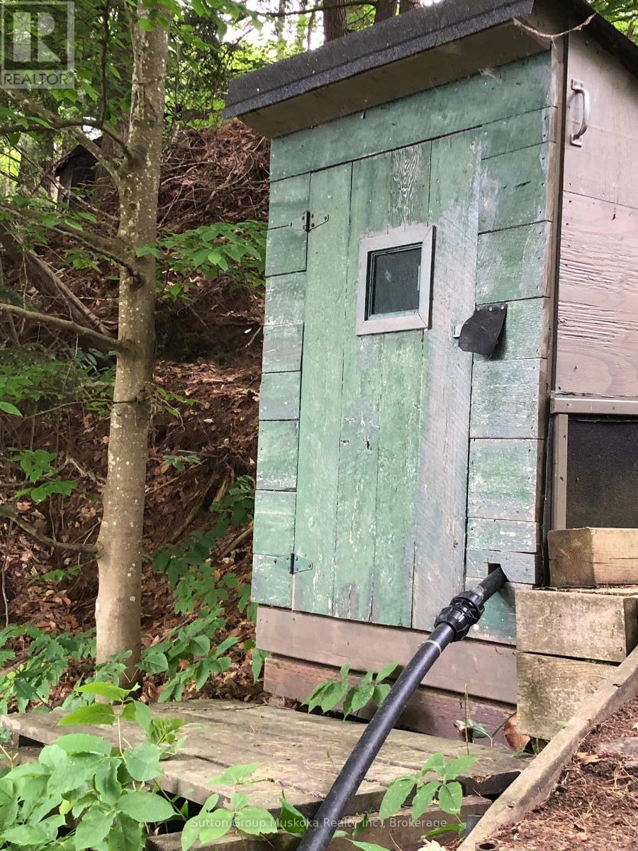 Photo 31 of 726 Muskoka Rd 10 Road, Huntsville ON