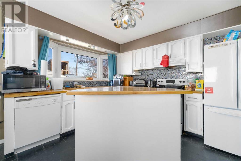 Single Family House Bungalow for Sale in  Franklin Drive SE Fairview Calgary 