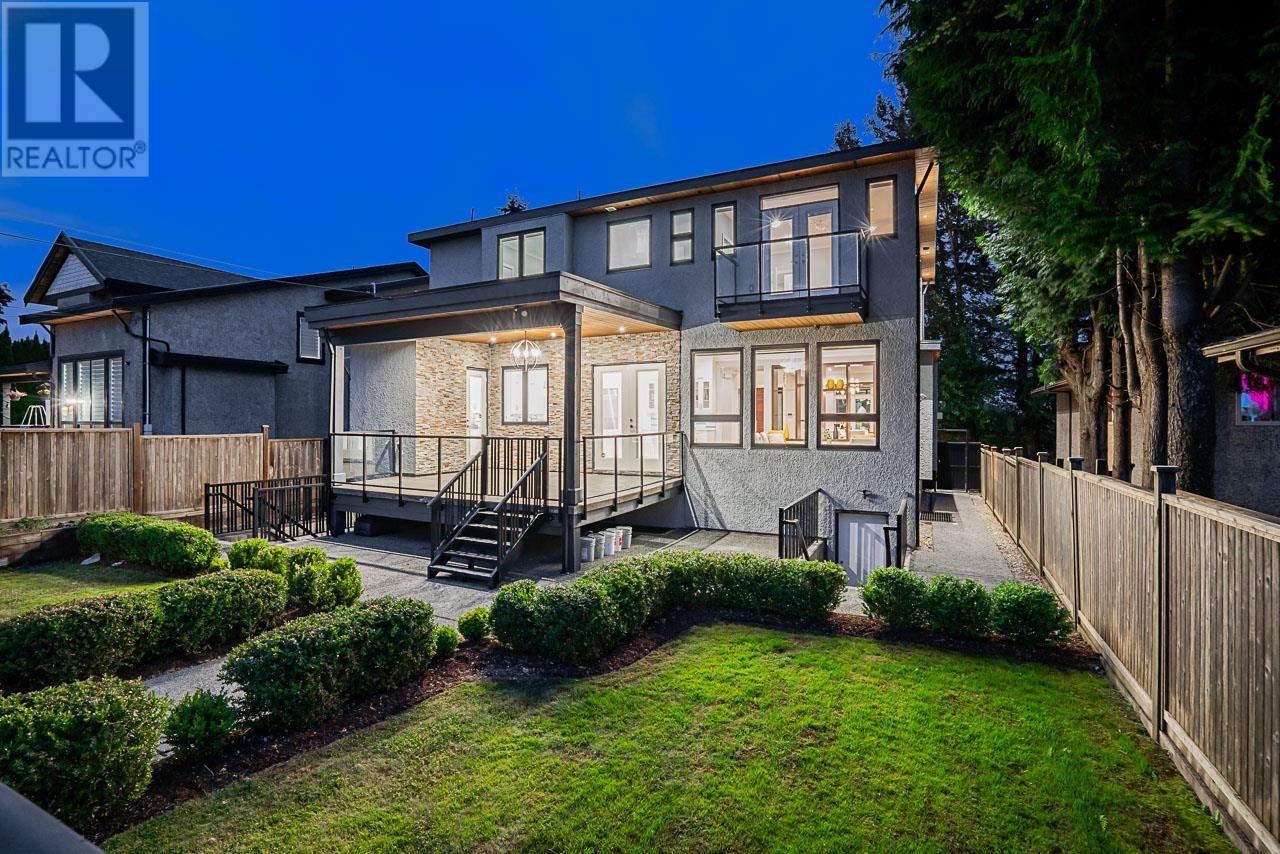 Photo 38 of 8433 10th Avenue, Burnaby BC