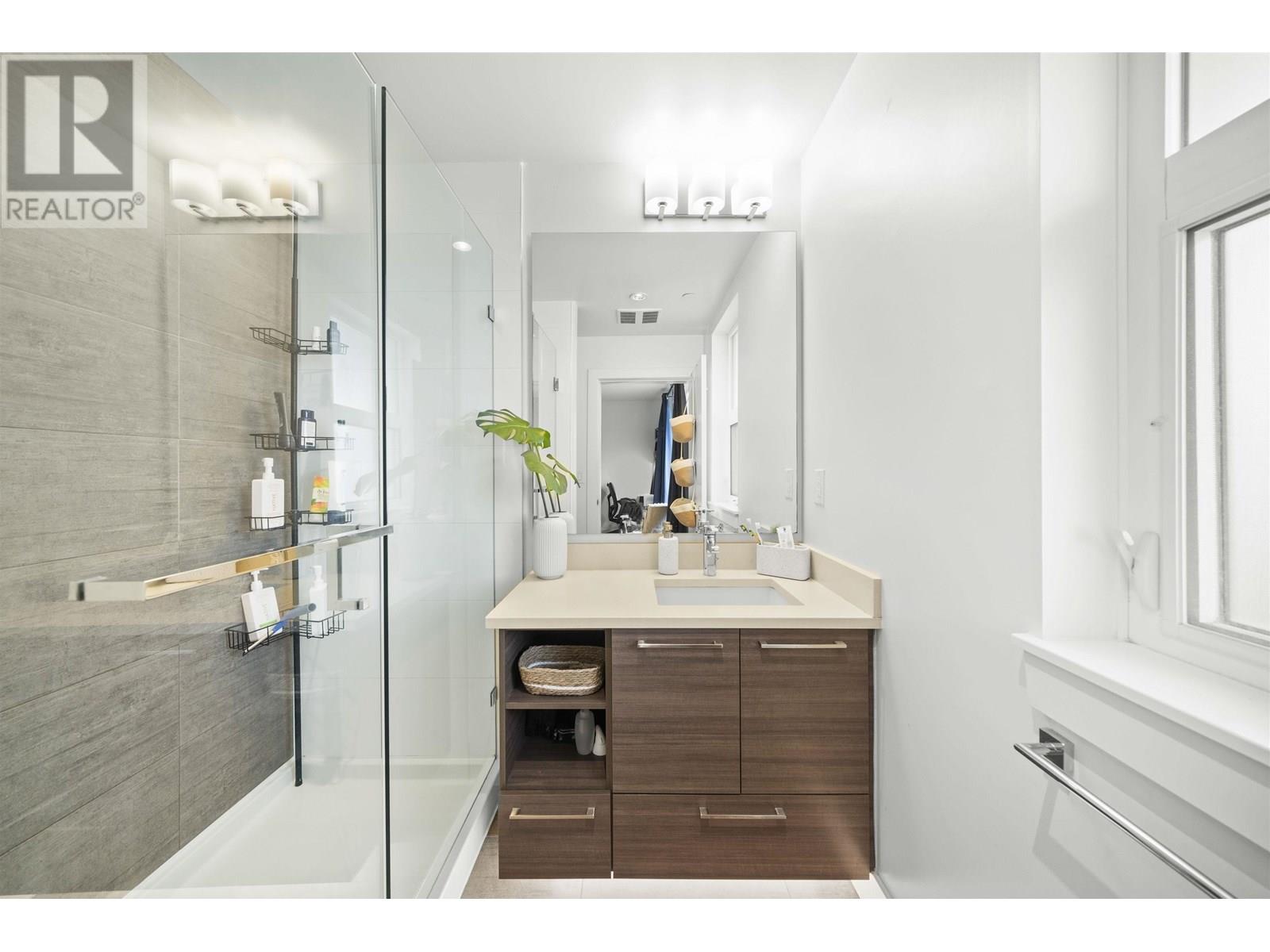 Photo 13 of 615 3488 Sawmill Crescent, Vancouver BC