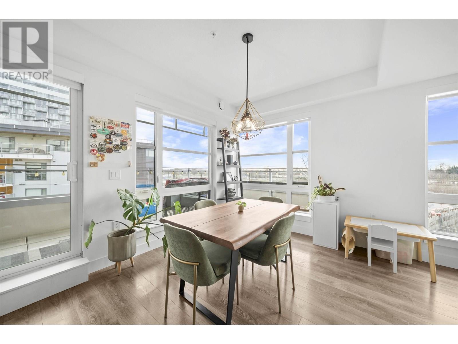Photo 9 of 615 3488 Sawmill Crescent, Vancouver BC