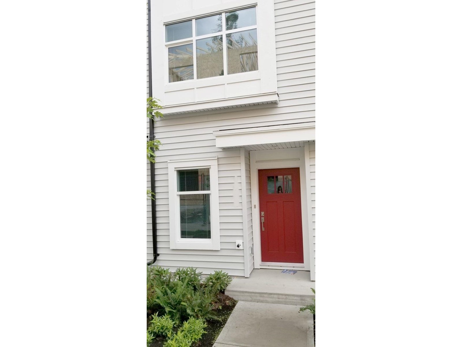 Photo 2 of 1002 18505 Laurensen Place, Surrey BC