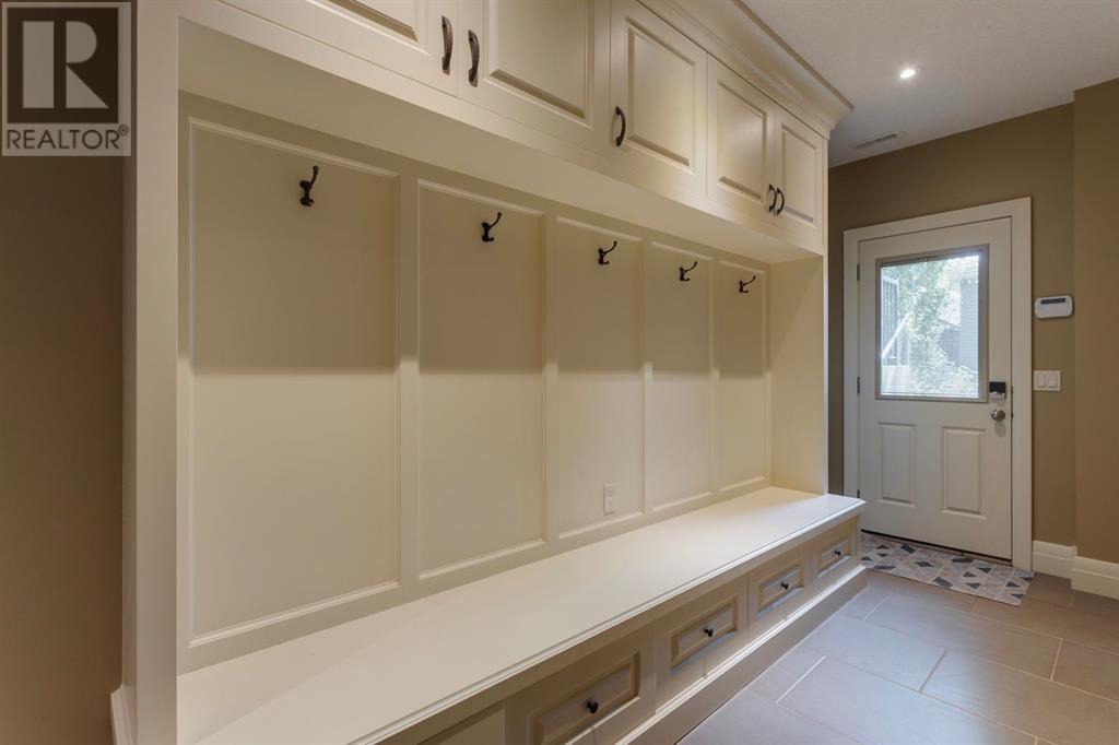 Single Family House for Sale in   Avenue NW St Andrews Heights Calgary 