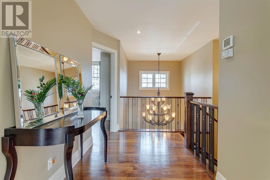 Single Family House for Sale in   Avenue NW St Andrews Heights Calgary 