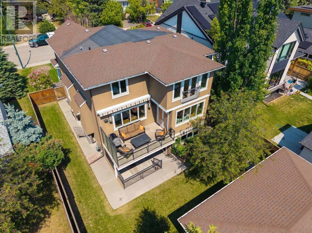 Single Family House for Sale in   Avenue NW St Andrews Heights Calgary 