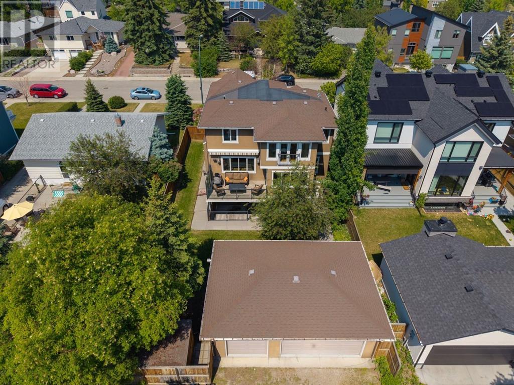 Single Family House for Sale in   Avenue NW St Andrews Heights Calgary 