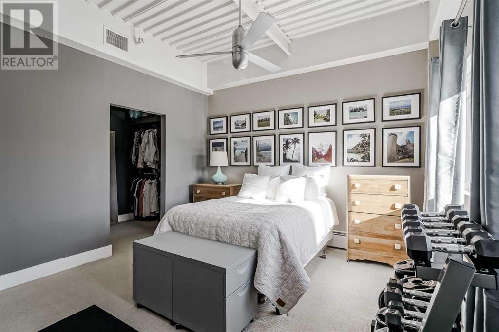 Single Family House Loft for Sale in   Glamis Drive Glamorgan Calgary 