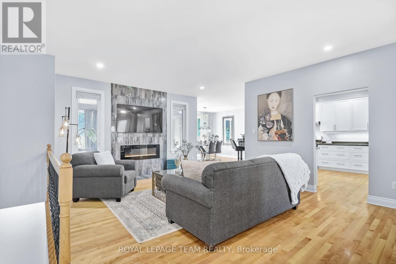 Spacious Family Room