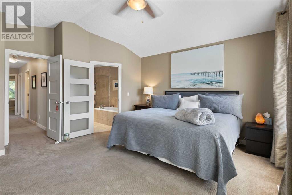 Single Family House for Sale in   Avenue SW Spruce Cliff Calgary 