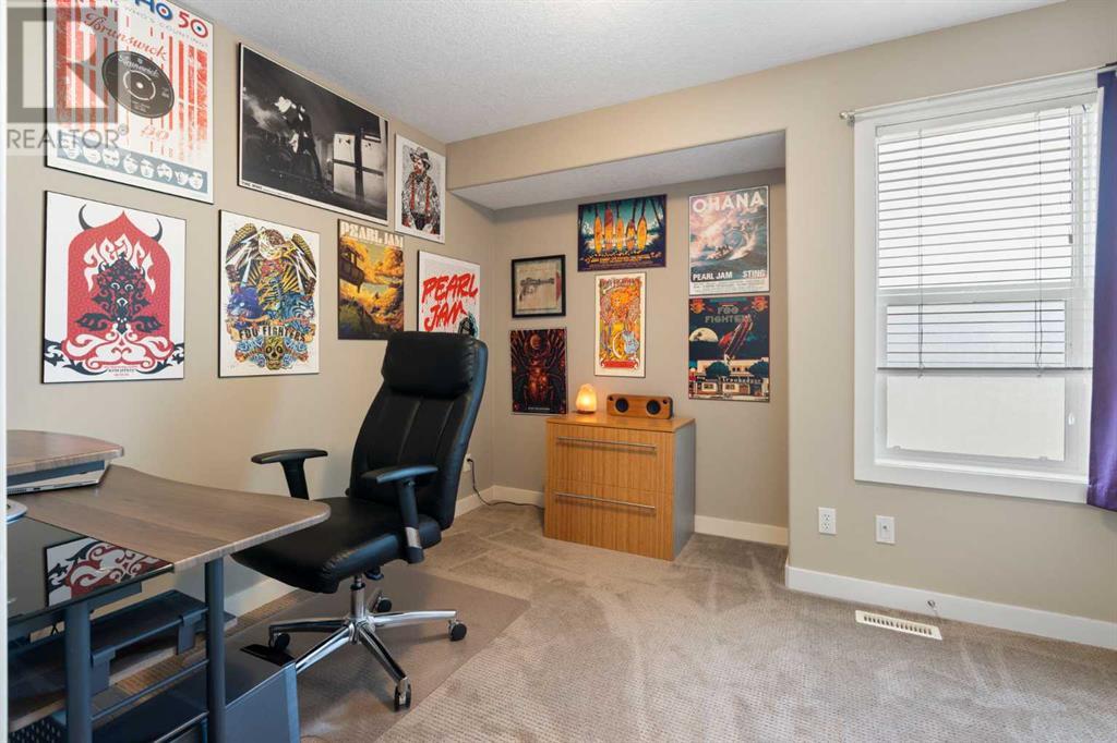 Single Family House for Sale in   Avenue SW Spruce Cliff Calgary 
