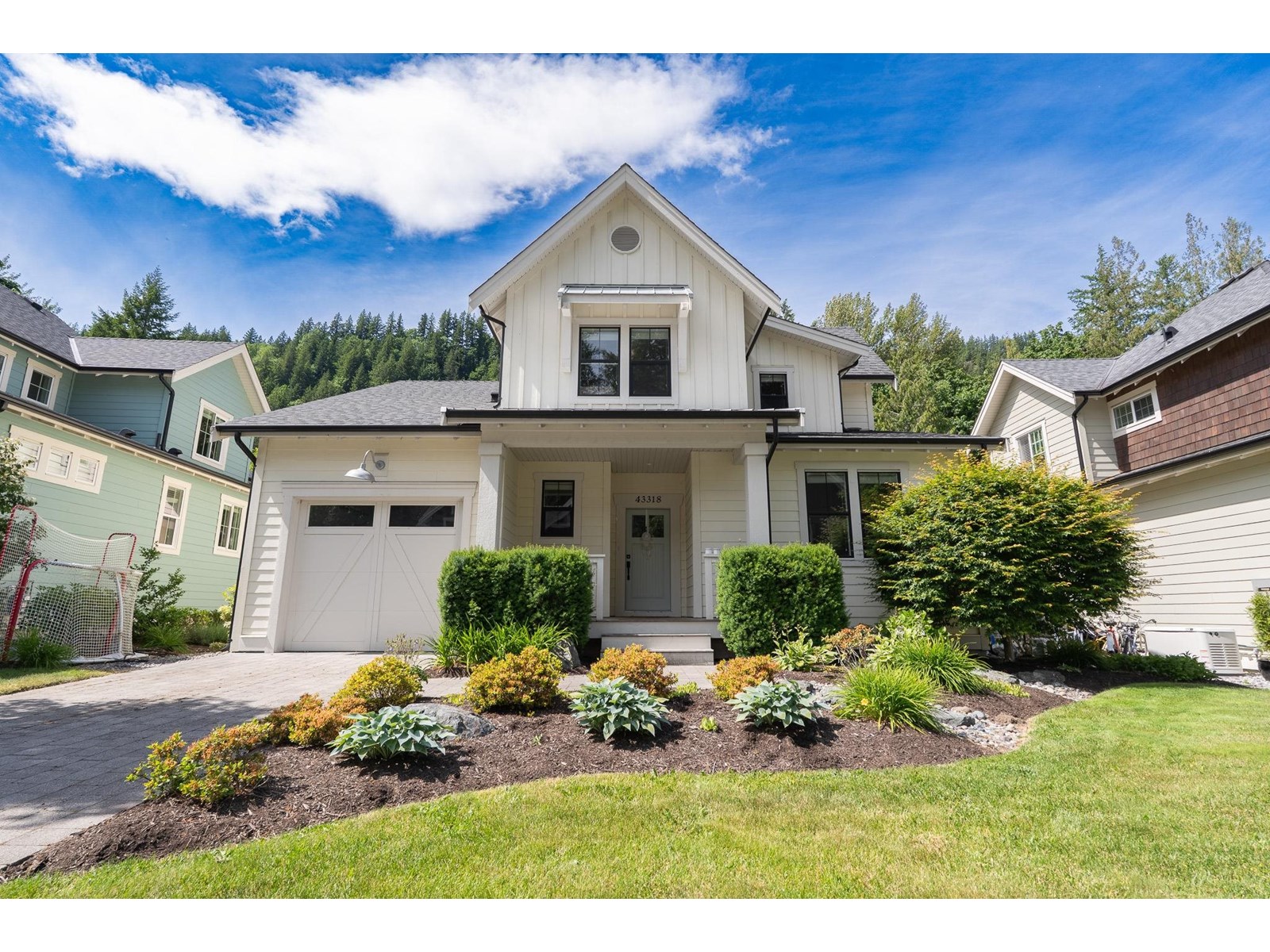 43318 CREEKSIDE CIRCLE, Cultus Lake South, Chilliwack