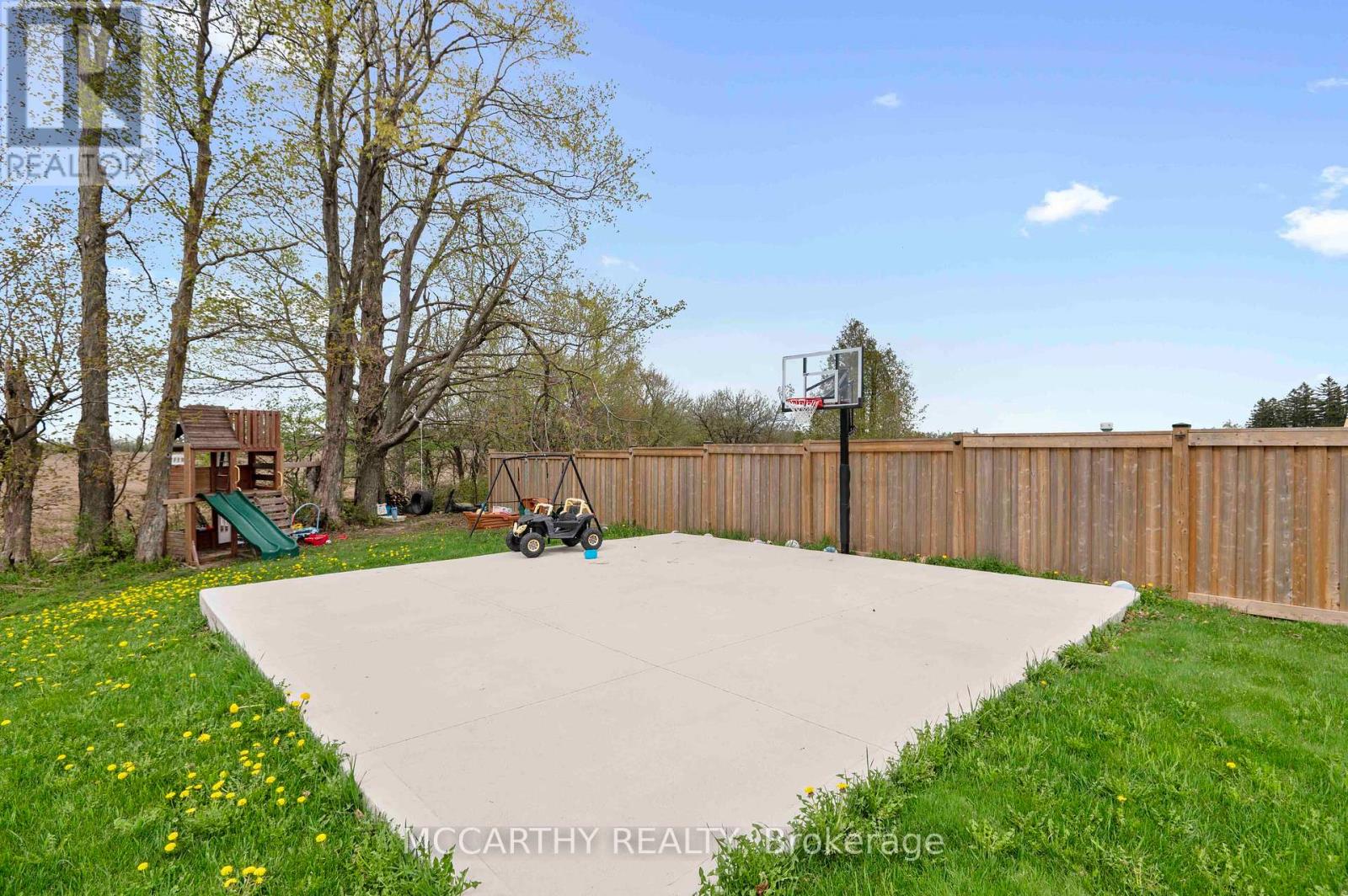 Photo 26 of 51 Todd Crescent, Southgate ON