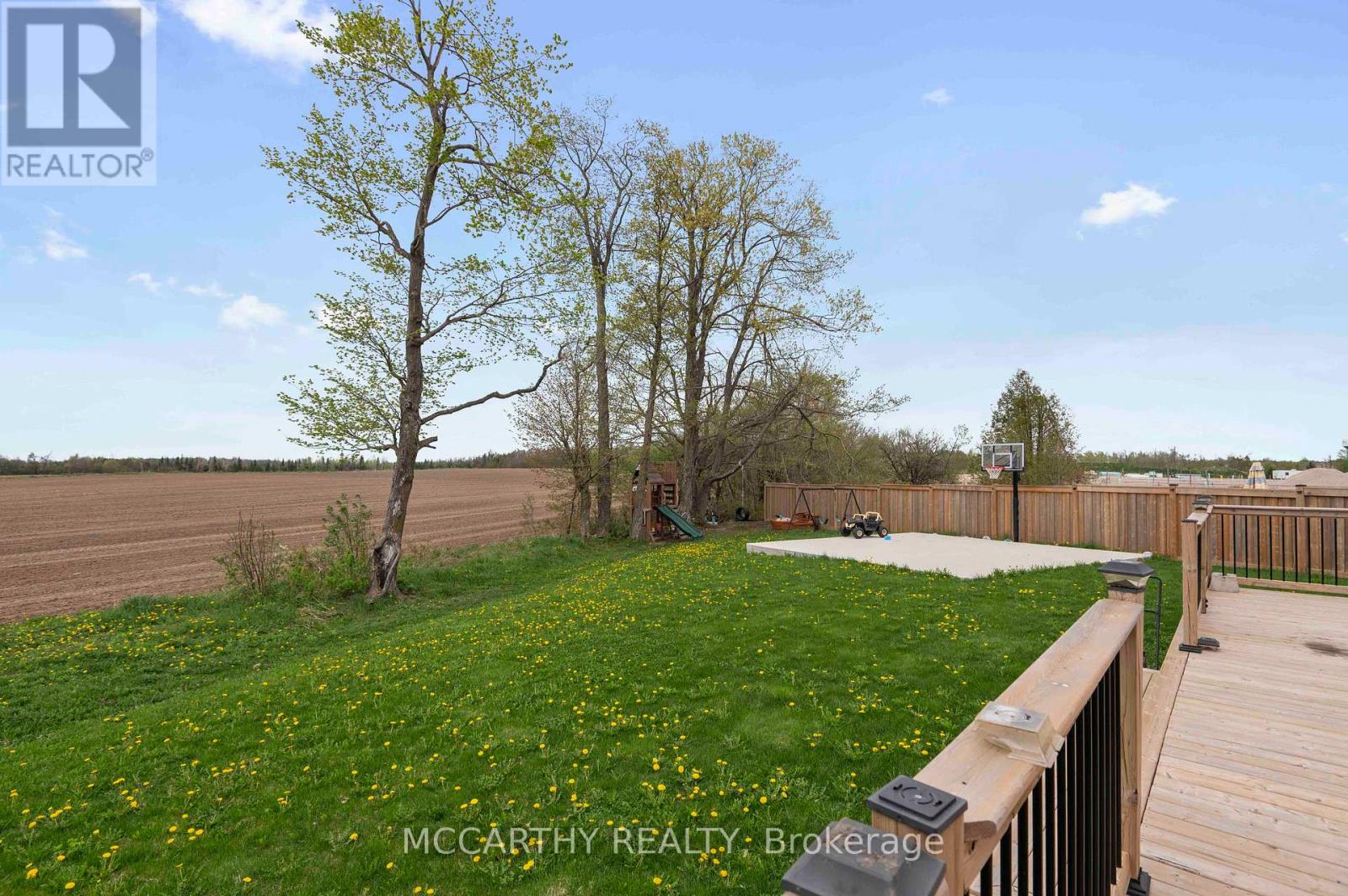 Photo 5 of 51 Todd Crescent, Southgate ON