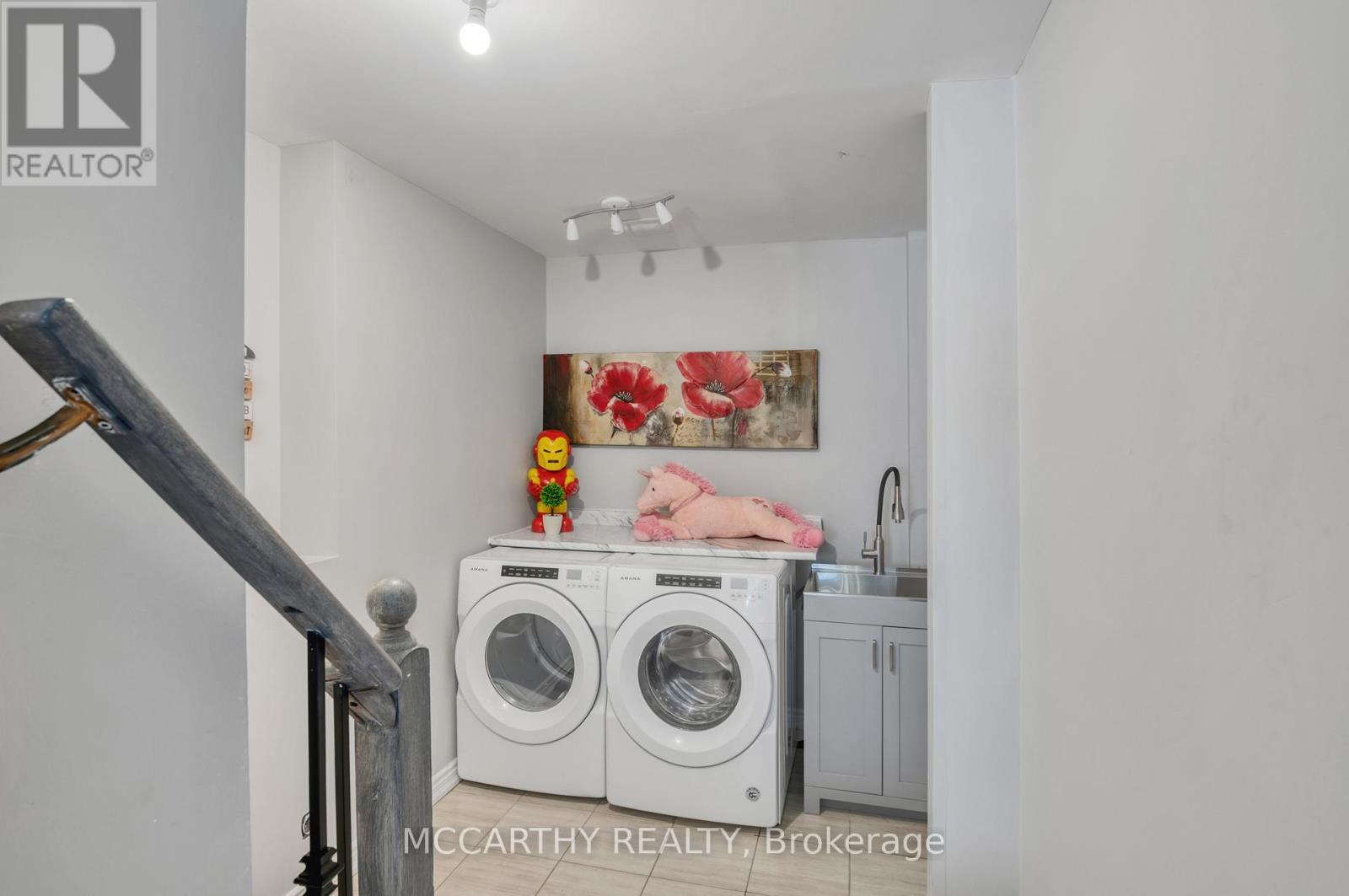 Photo 6 of 51 Todd Crescent, Southgate ON