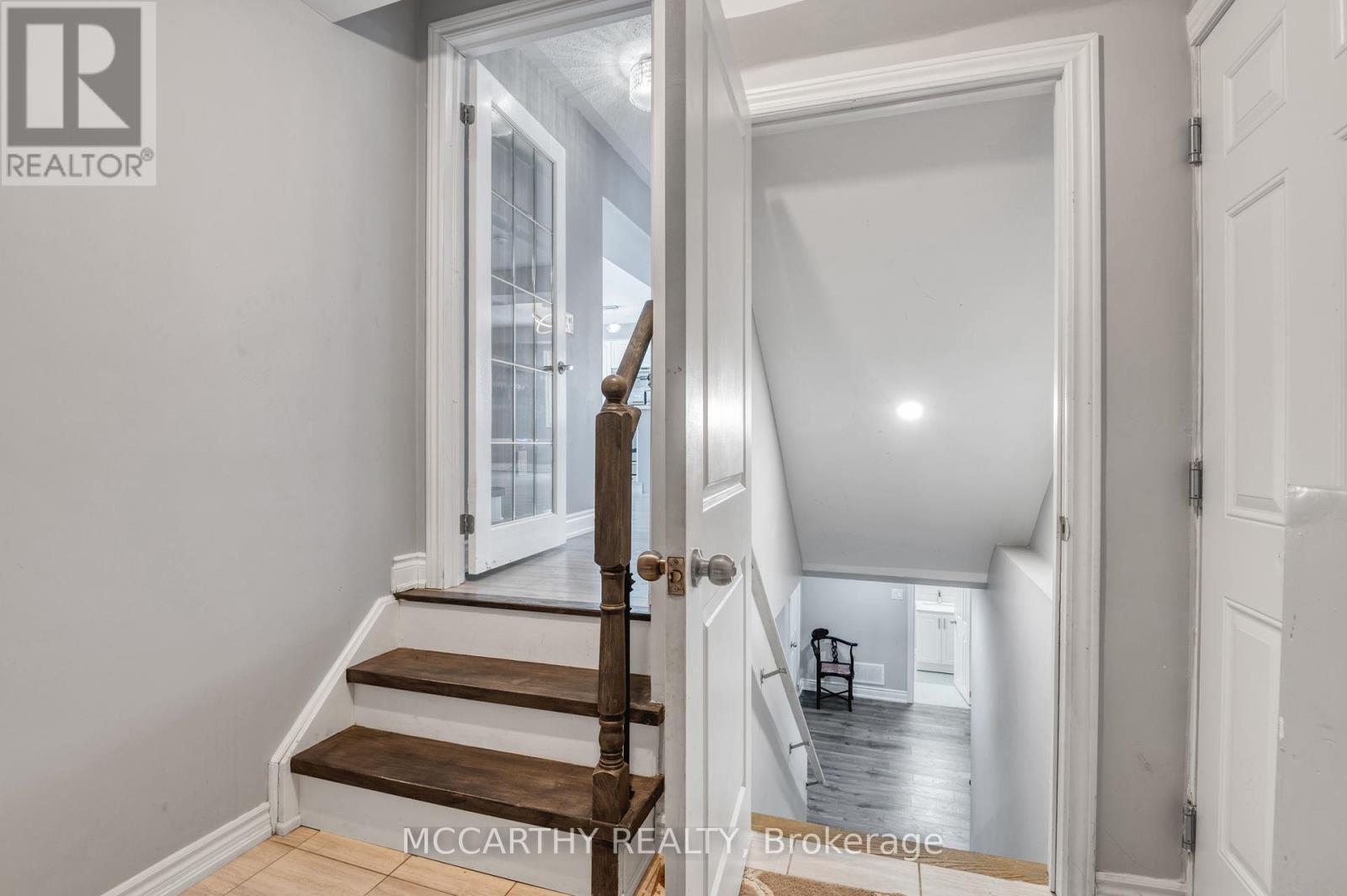 Photo 16 of 51 Todd Crescent, Southgate ON