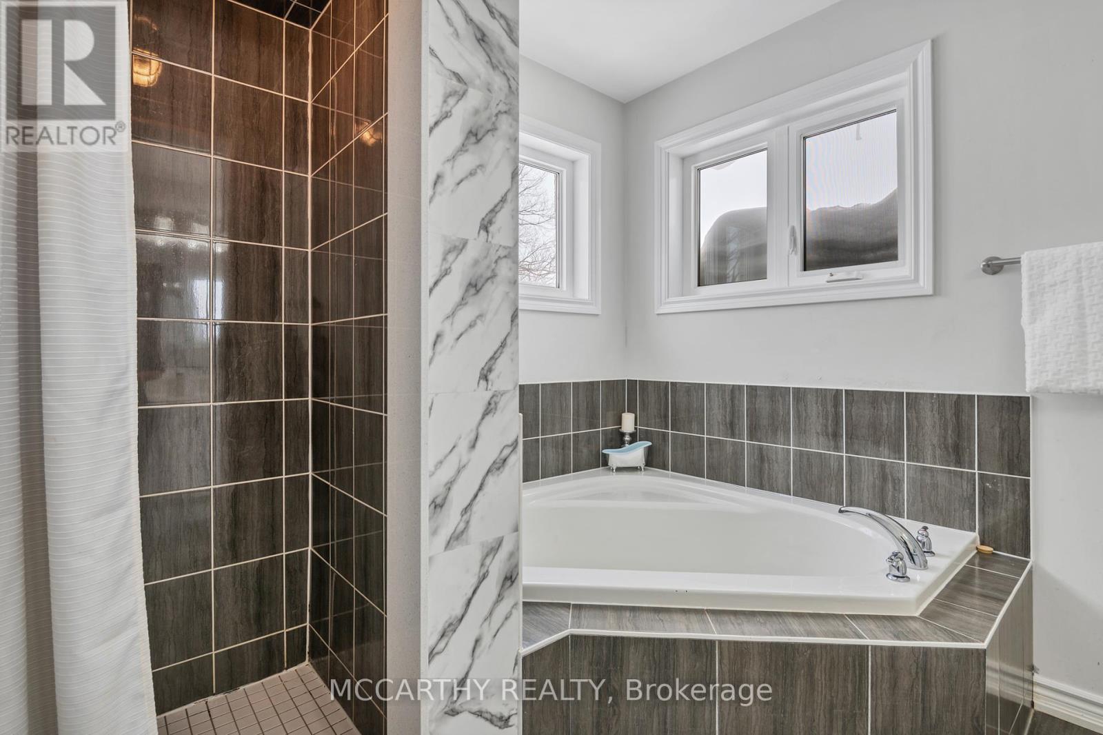Photo 44 of 51 Todd Crescent, Southgate ON