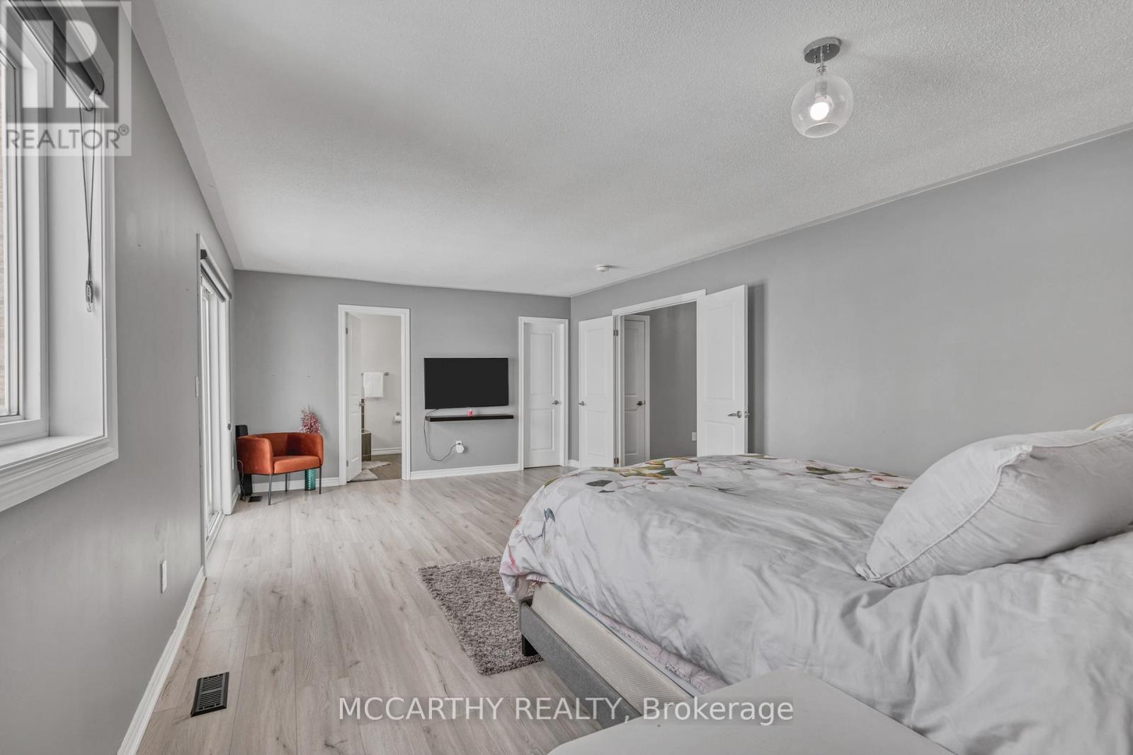Photo 45 of 51 Todd Crescent, Southgate ON
