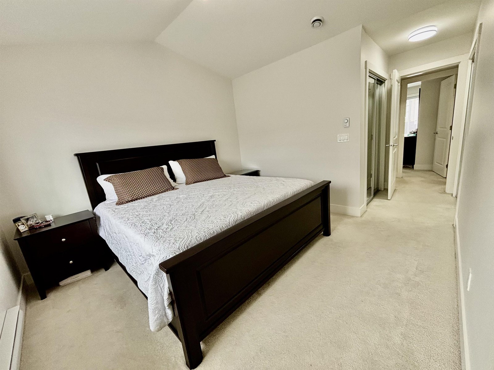 Photo 11 of 43 13898 64 Avenue, Surrey BC