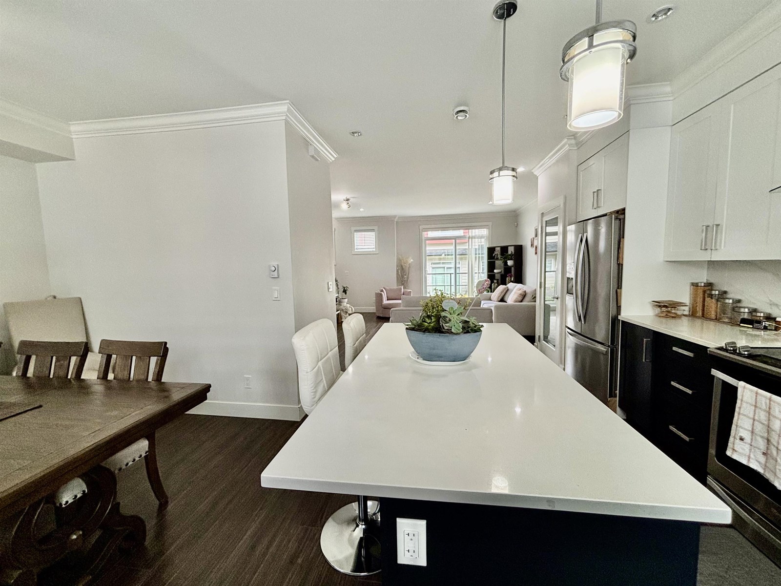 Photo 32 of 43 13898 64 Avenue, Surrey BC