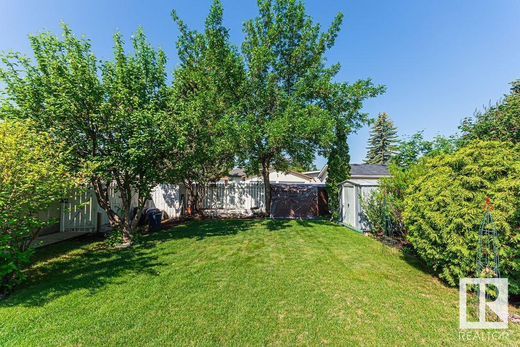 Photo 7 of 14224 78 St Nw, Edmonton AB