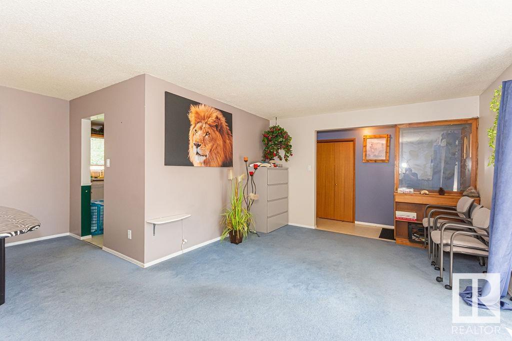 Photo 15 of 14224 78 St Nw, Edmonton AB