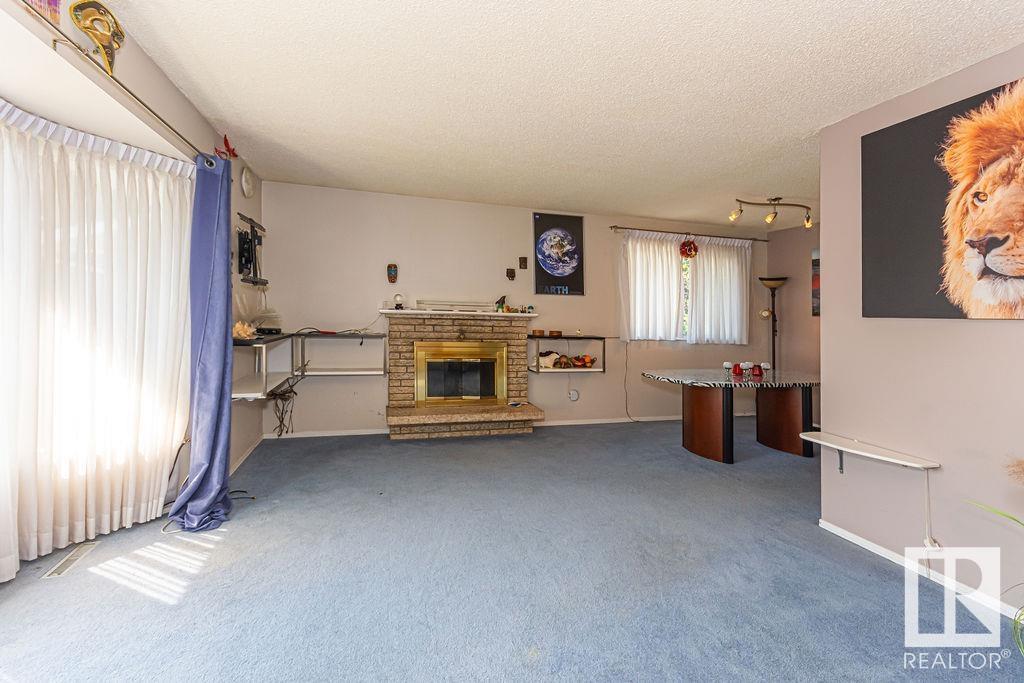 Photo 14 of 14224 78 St Nw, Edmonton AB