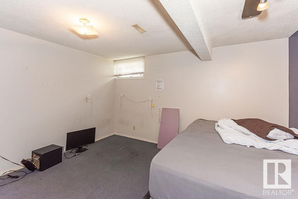Photo 42 of 14224 78 St Nw, Edmonton AB