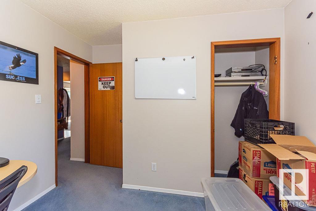 Photo 24 of 14224 78 St Nw, Edmonton AB