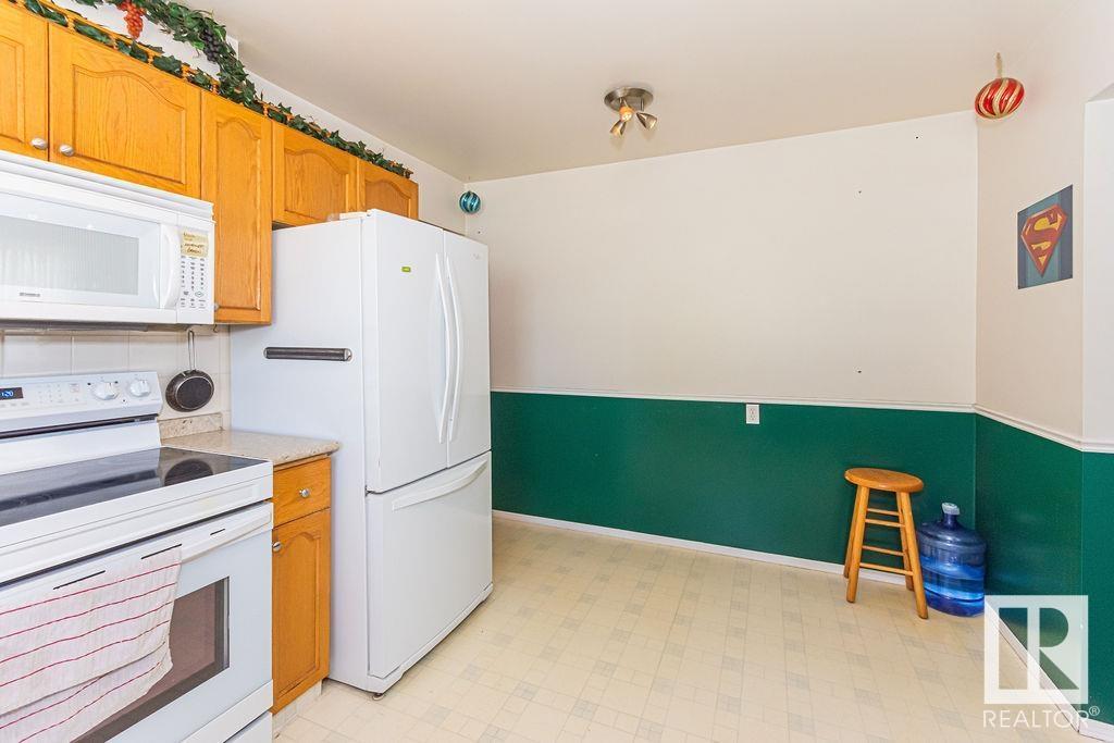 Photo 22 of 14224 78 St Nw, Edmonton AB