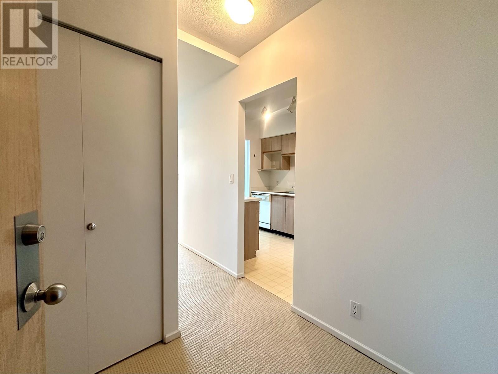 605 8871 LANSDOWNE ROAD, Richmond real estate listing R2957241