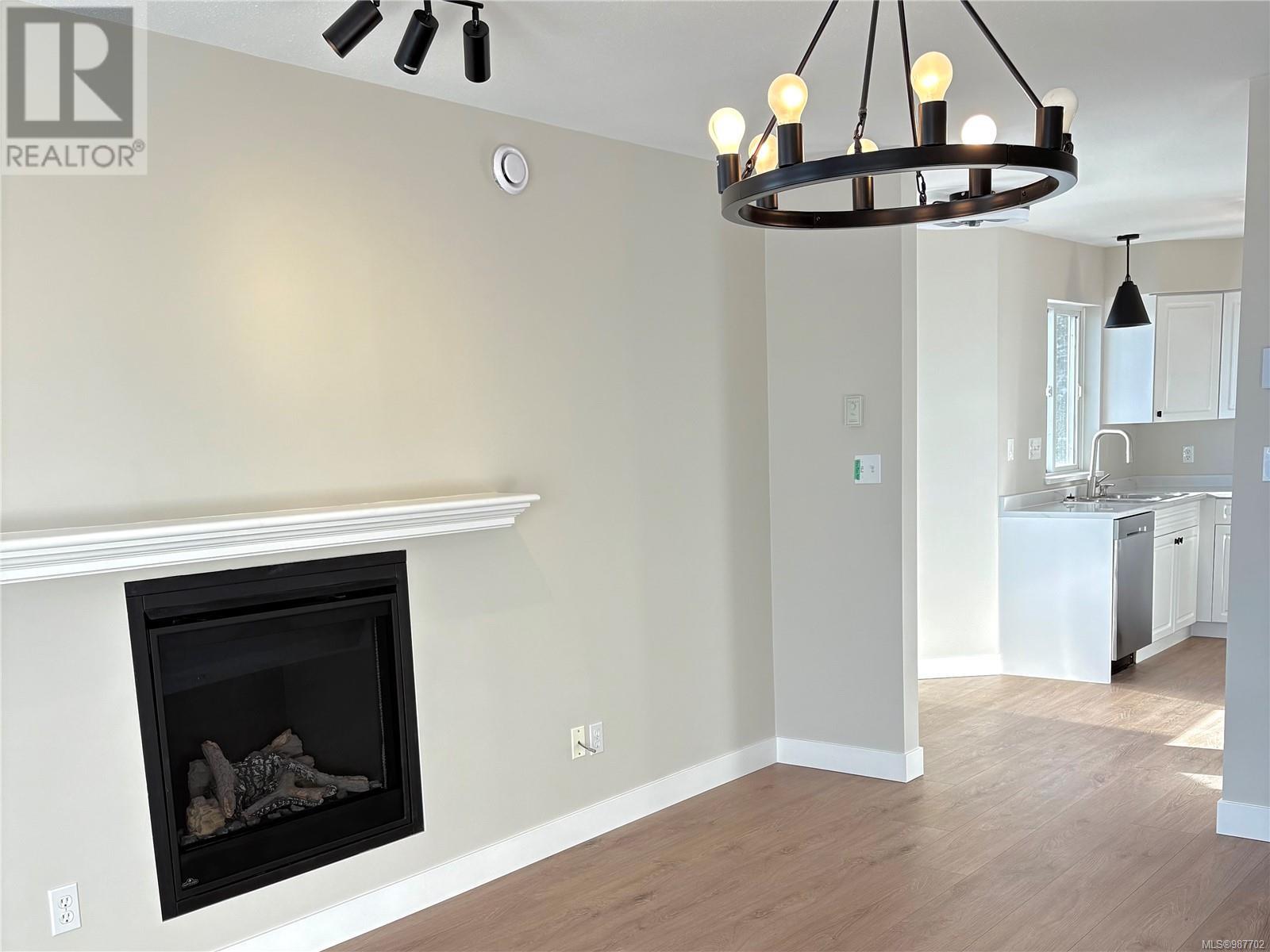 301 1216 Island Hwy S, Campbell River real estate listing 987702