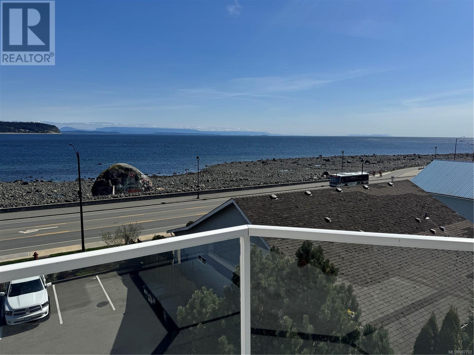 301 1216 Island Hwy S, Campbell River real estate listing 987702