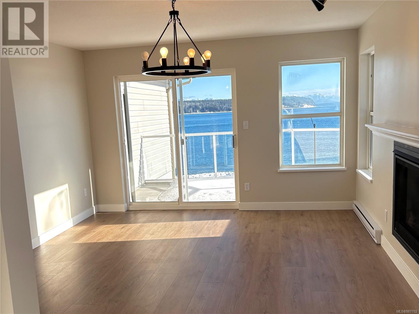 301 1216 Island Hwy S, Campbell River real estate listing 987702