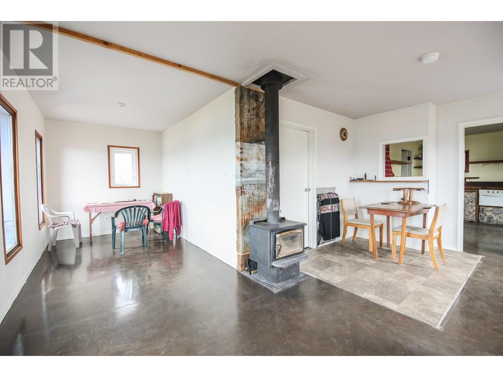 1345 3 Highway, Osoyoos