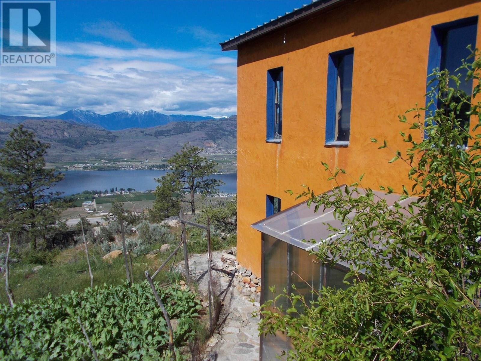 1345 3 Highway, Osoyoos