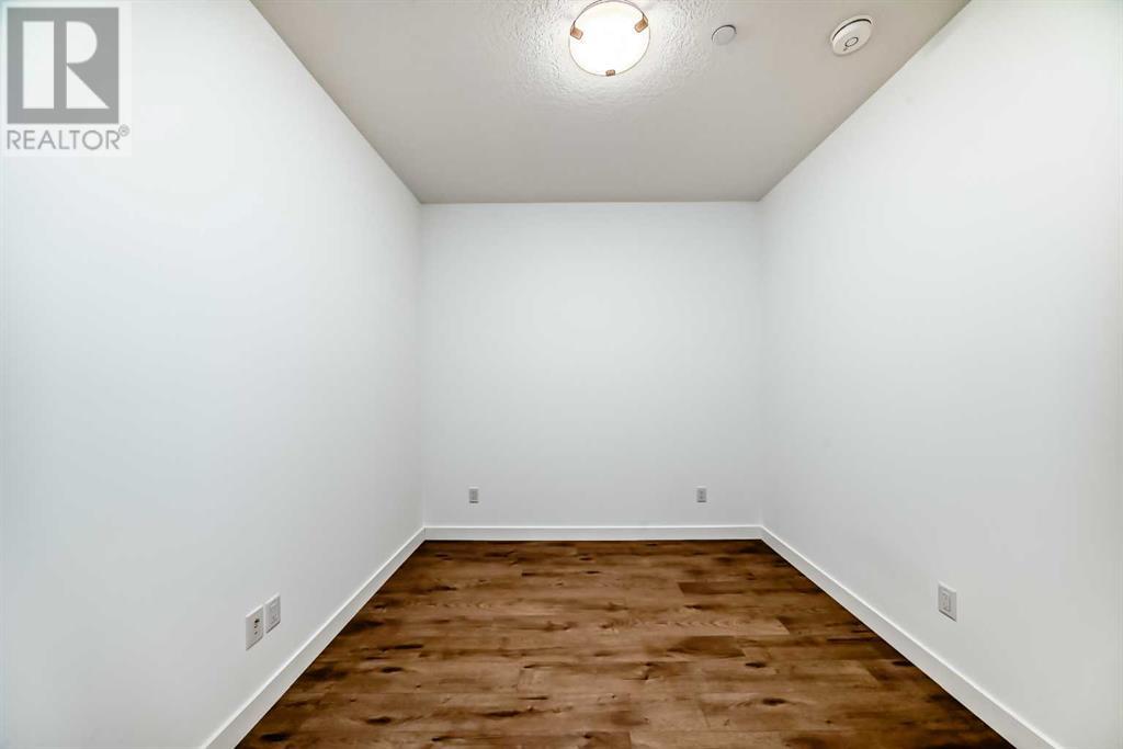 Single Family House for Sale in   Wolf Creek Drive SE Wolf Willow Calgary 