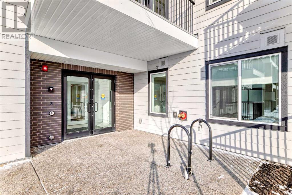 Single Family House for Sale in   Wolf Creek Drive SE Wolf Willow Calgary 