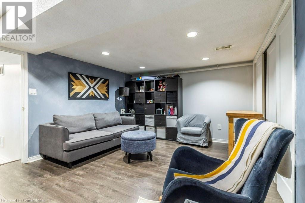 Photo 23 of 26 Moss Boulevard Unit 77, Hamilton ON
