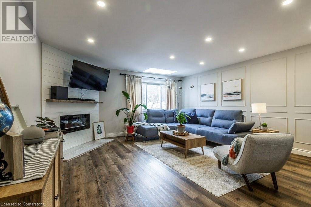 Photo 1 of 26 Moss Boulevard Unit 77, Hamilton ON