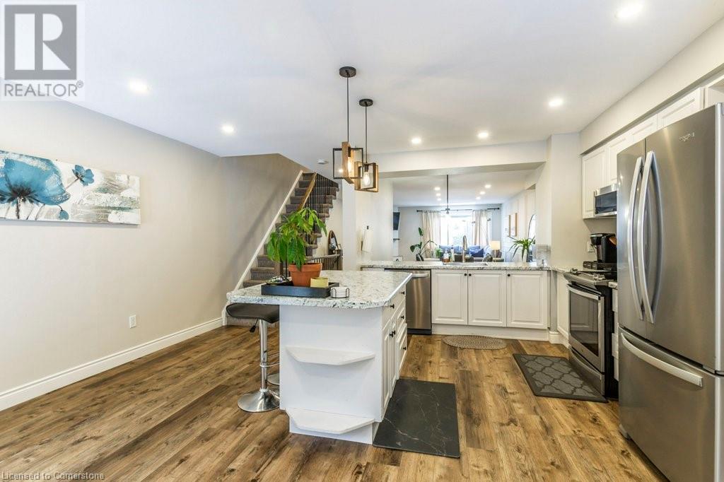 Photo 2 of 26 Moss Boulevard Unit 77, Hamilton ON