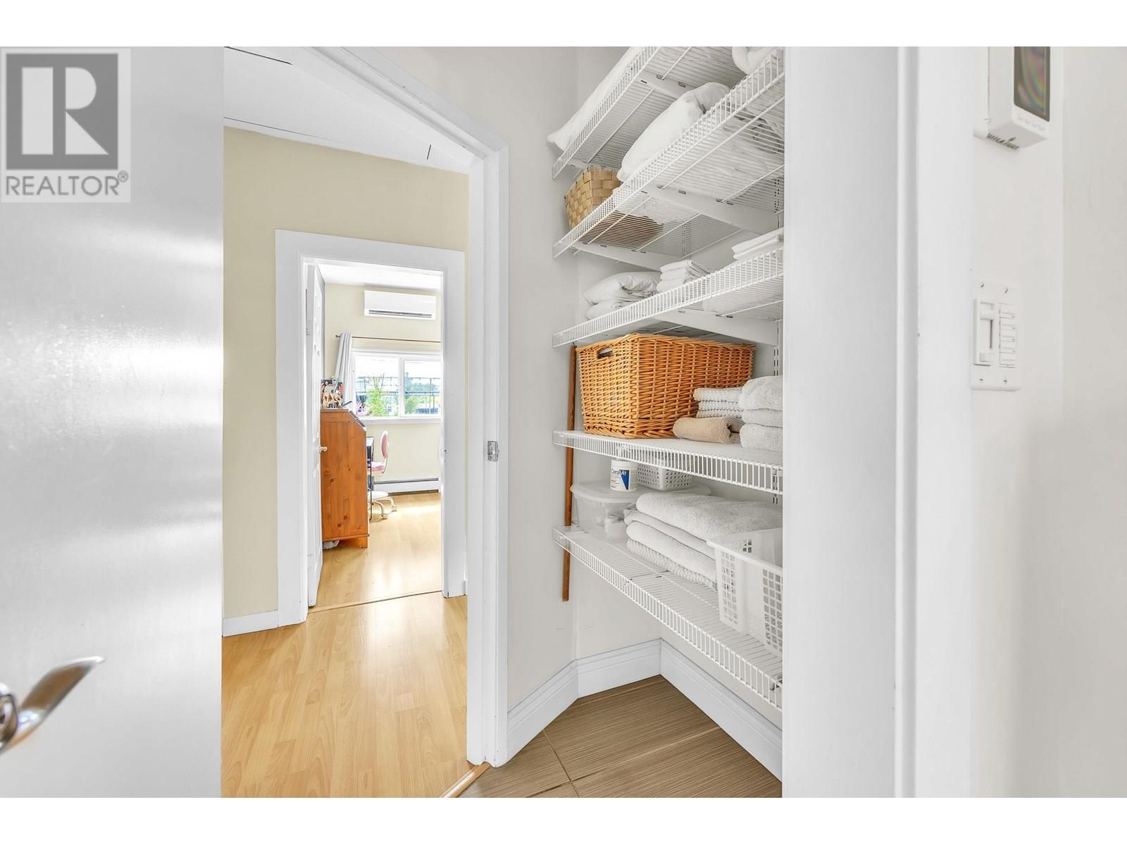 Photo 32 of 1016 E Pender Street, Vancouver BC