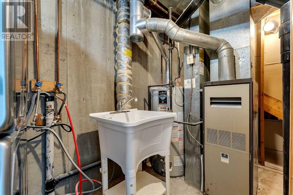 Single Family House for Sale in    Street NE Pineridge Calgary 