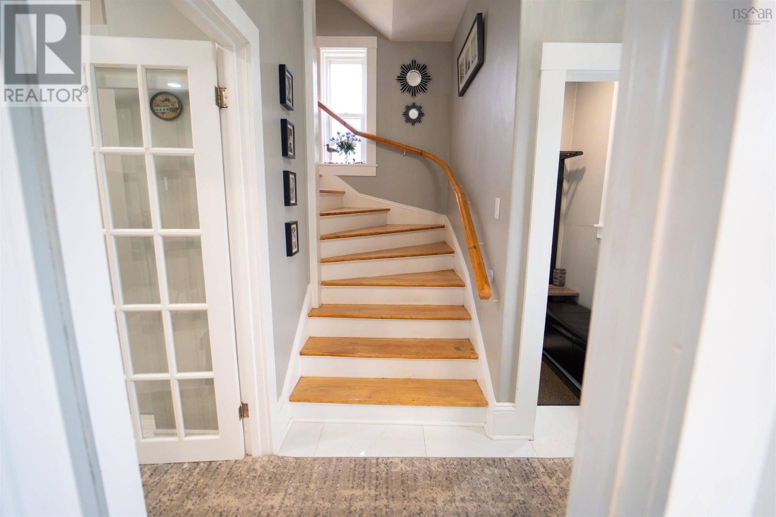 Photo 15 of 33 Pleasant Street, Parrsboro NS