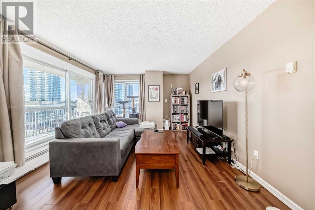 Single Family House for Sale in    Avenue SW Beltline Calgary 