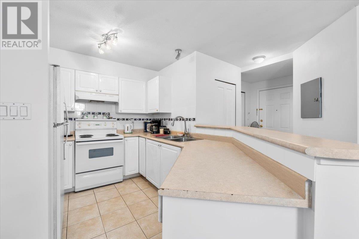 Photo 16 of Ph 23 760 Kingsway, Vancouver BC